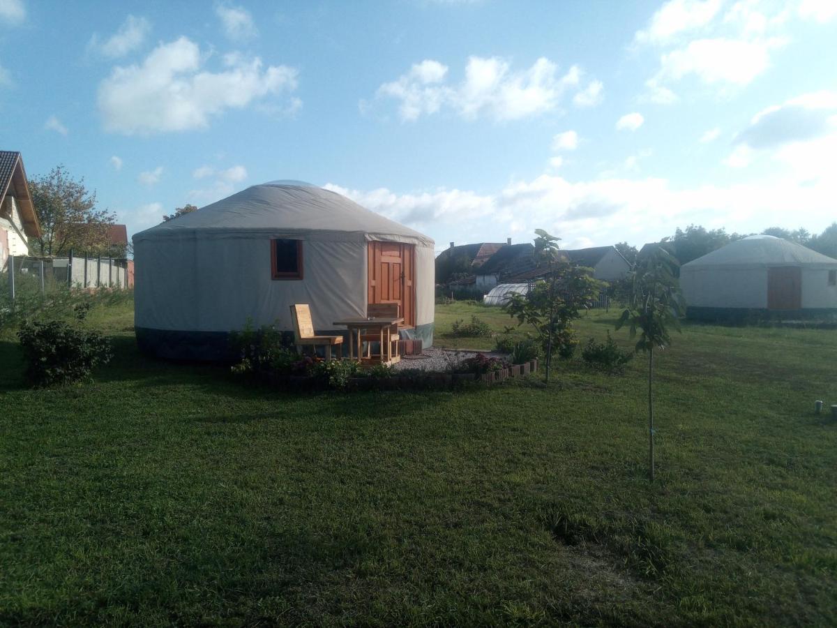 Luxuszelt Jurtafarm - A Nomad Luxus *